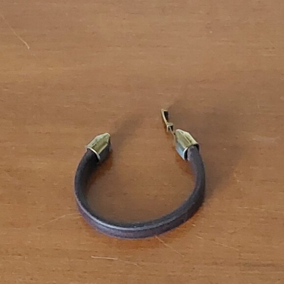 Thin Leather Bracelet - Picture 4 of 4